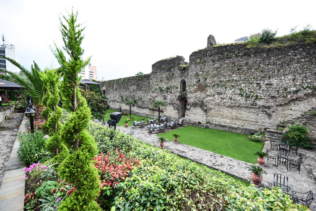 Real Scampis Hotel Elbasan Exterior foto